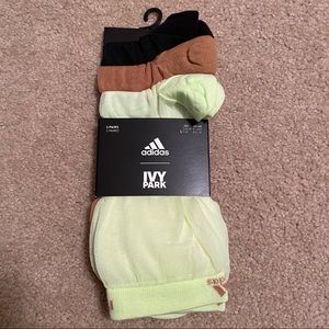 💥FLASH SALE💥NWT Drip 2.2 IVY PARK x ADIDAS Drip 3-Pack of Socks (Large)